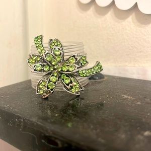 Vintage  Sparkling Silver Emerald Studded Flower Shaped brooch